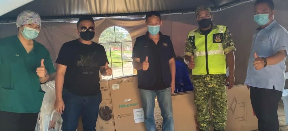 Mobile Team Parlimen Keningau Santuni Warga Emas Petugas Medical Base Warta Oriental