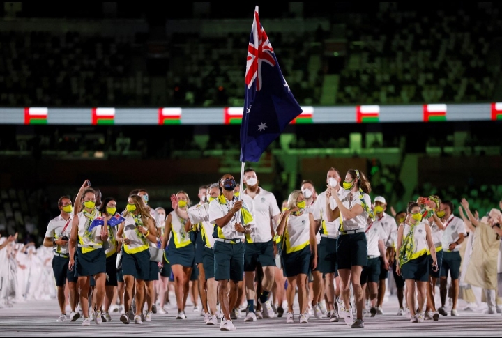 Atlet Australia rosakkan bilik di Perkampungan Olimpik, buat ‘hal’ dalam penerbangan pulang