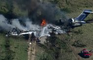 Pesawat terhempas di Texas: 21 penumpang dan anak kapal selamat