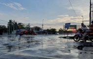 Jalan utama Tanjong Karang tenggelam oleh air pasang besar