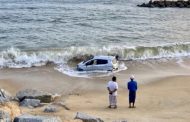 Axia doktor jatuh tebing, terjunam ke pesisir Pantai Mengabang Telipot