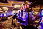 Macau teruskan ujian Covid-19 skala besar, kasino tetap beroperasi 