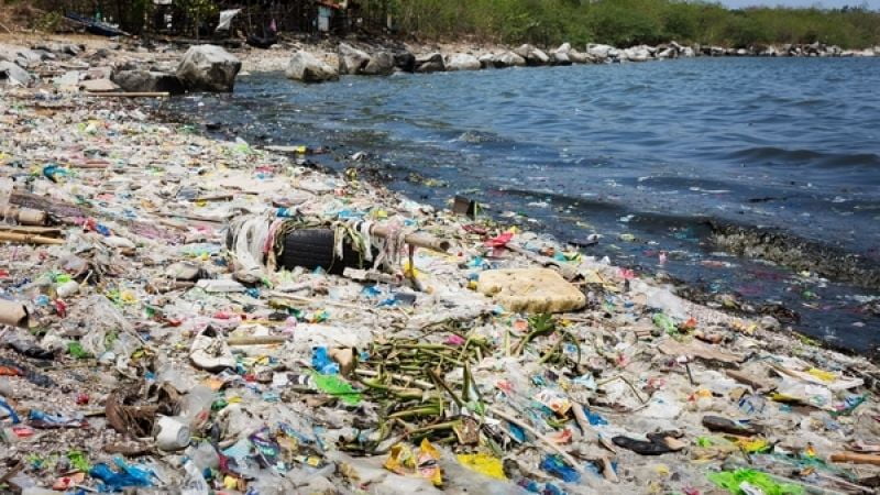 Plastik, ancamannya kepada kehidupan manusia