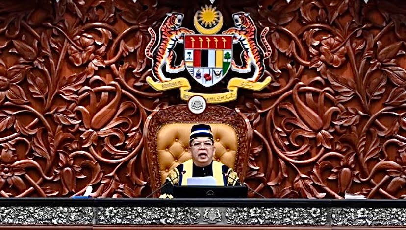 Ahli Parlimen dilarang guna peranti untuk siaran langsung dalam Dewan Rakyat