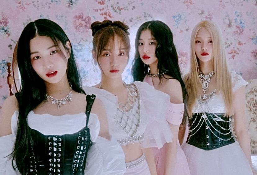 Dipaksa kerja walau sakit dan kontroversi lain FIFTY FIFTY