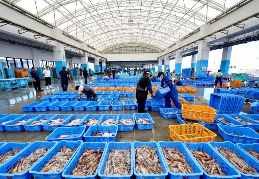 Russia gantung import makanan laut Jepun