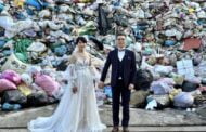 Bakal pengantin rakam gambar praperkahwinan depan timbunan sampah, mahu cetus kesedaran jaga alam sekitar
