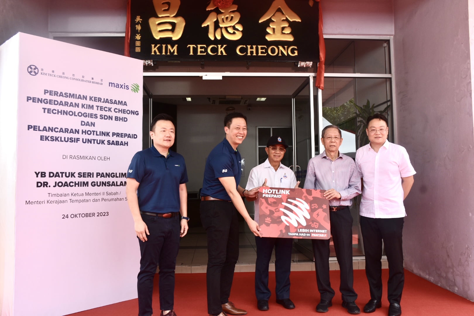 KTC dilantik sebagai pengedar Hotlink Maxis di Sabah dan Labuan