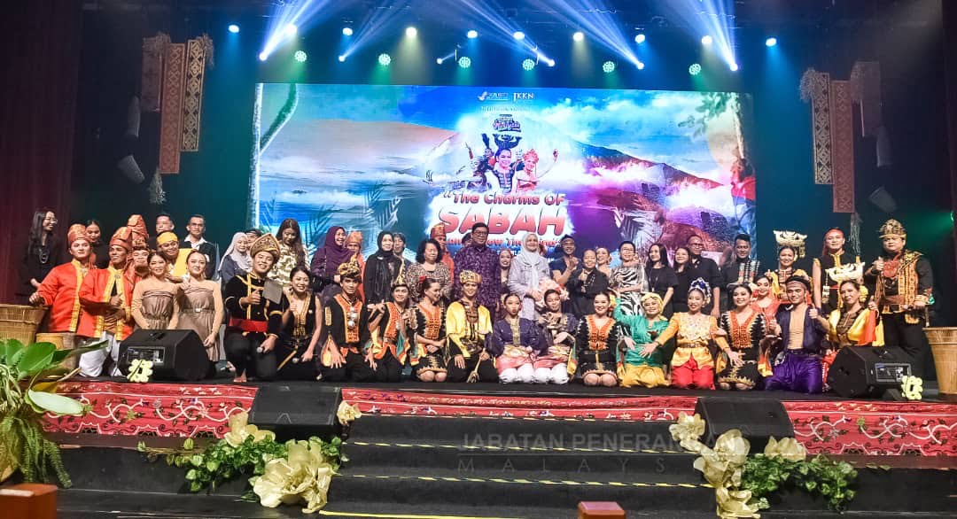‘The charm of Sabah land below the wind' martabatkan seni budaya
