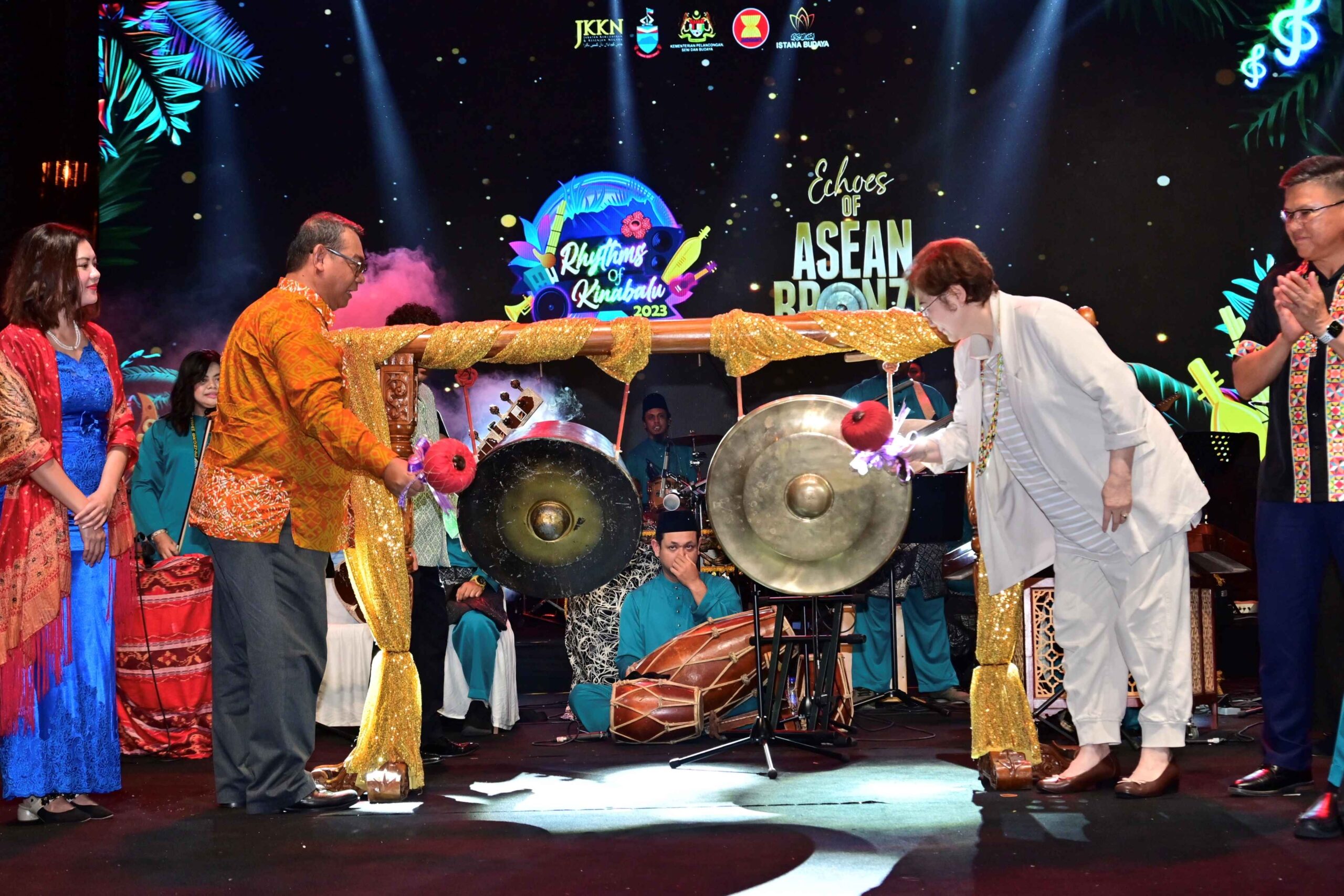 Rhythms of Kinabalu 2023 penuh warna warni