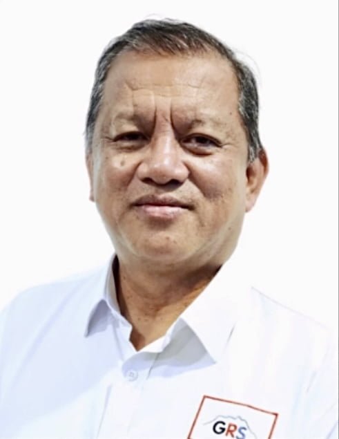 Mohd. Shafie meludah ke langit, terkena muka sendiri - Joniston