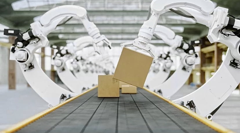 Lelaki maut ‘dibelasah’ robot angkut kotak