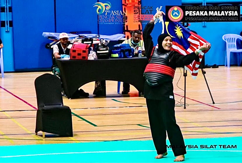 Skuad silat negara bawa pulang tujuh emas dari Dubai