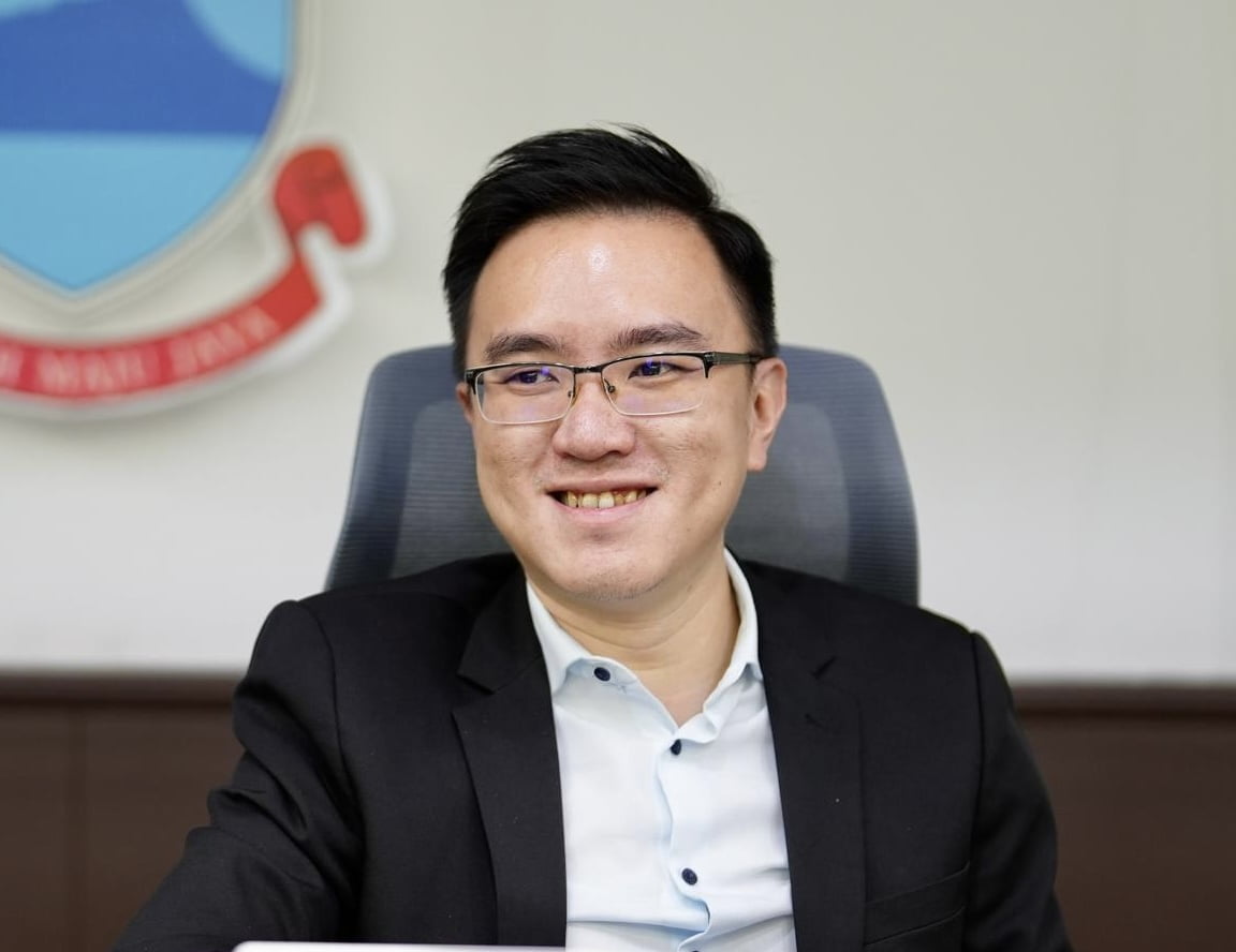 Phoong instructs CIS to give regular reports on cement supply chain situation 