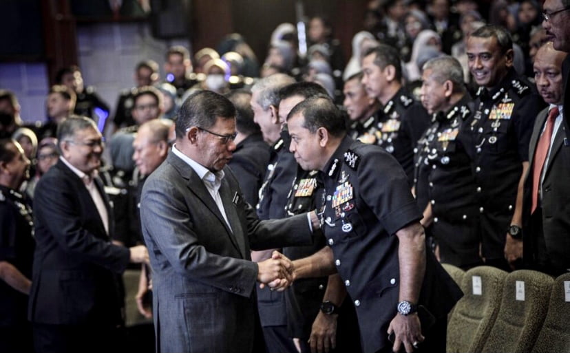 Kes Covid-19 meningkat: Pelan Liberalisasi Visa tetap diteruskan