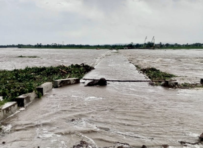 Ribut tropika Jelawat badai Filipina, ribuan penduduk dipindahkan
