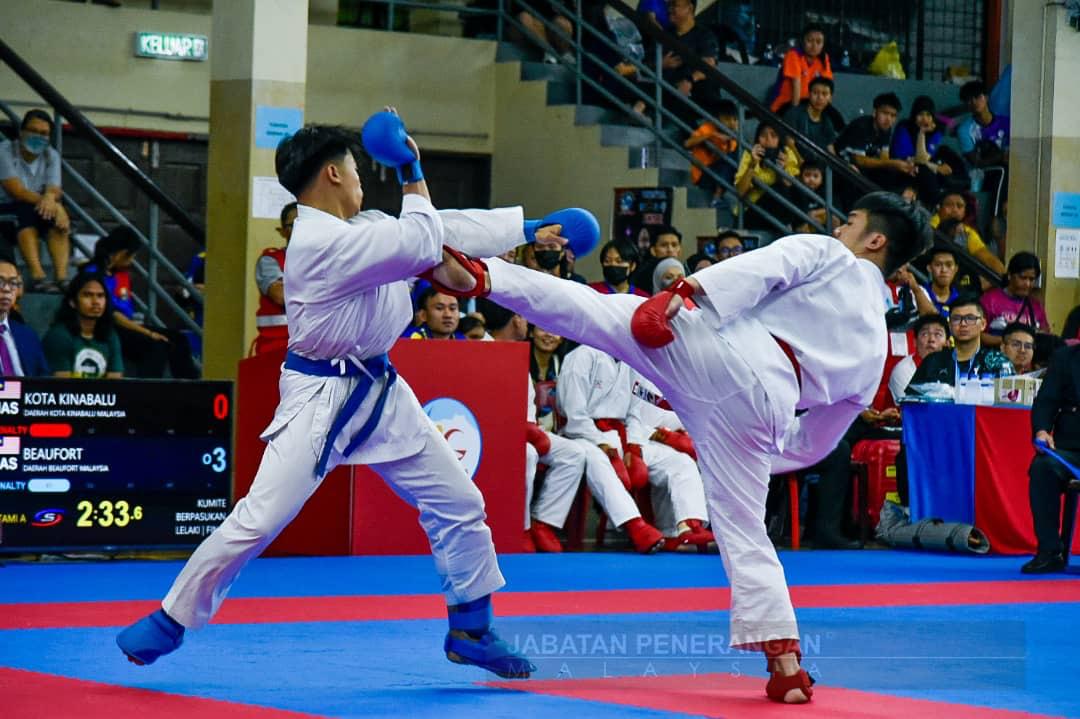 SAGA X: Penampang johan keseluruhan sukan karate
