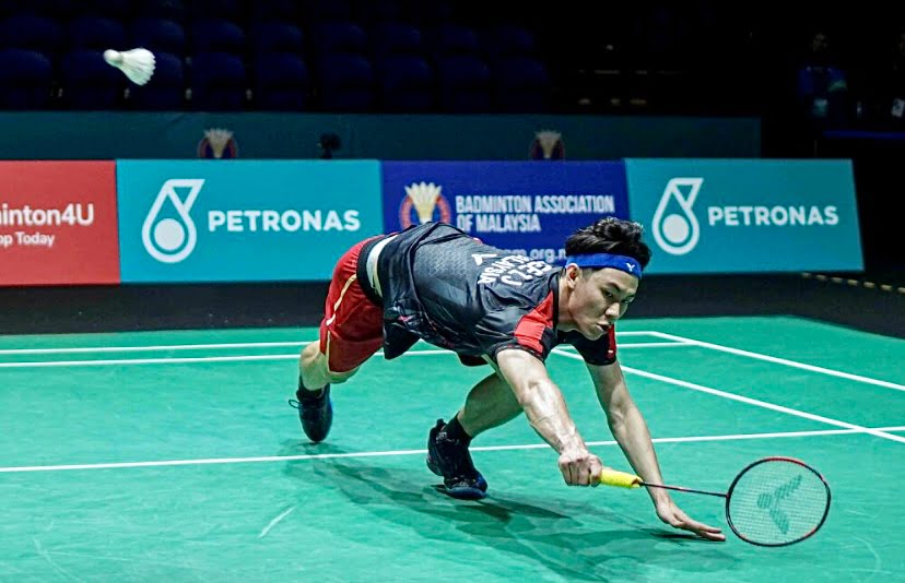 Zii Jia tarik diri akibat keracunan makanan, dua beregu turut terkandas