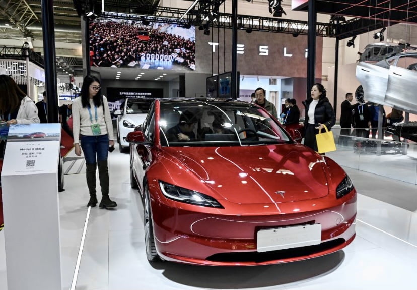 Tesla tarik balik 1.6 juta kenderaan EV di China