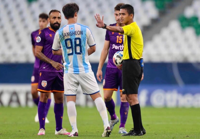 Trio pengadil Malaysia lulus ujian