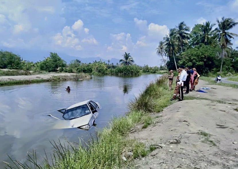 Pemandu OKU nyaris maut kereta terjunam dalam sungai