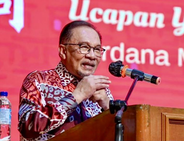 Teruskan tangani rasuah walau berbeza kepentingan – Anwar