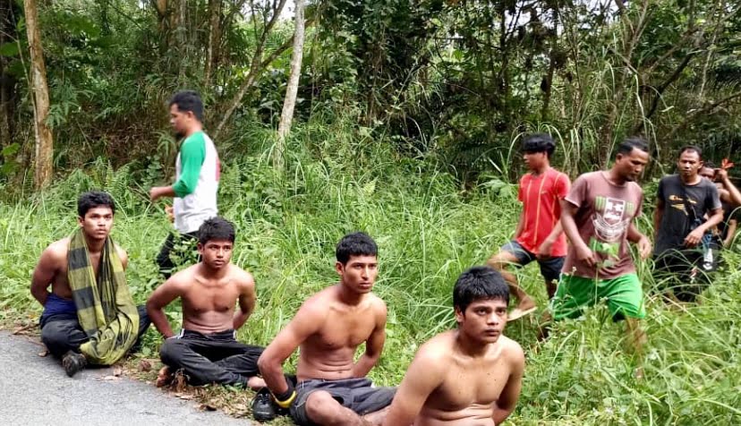 Penduduk kampung tangkap empat tahanan lolos
