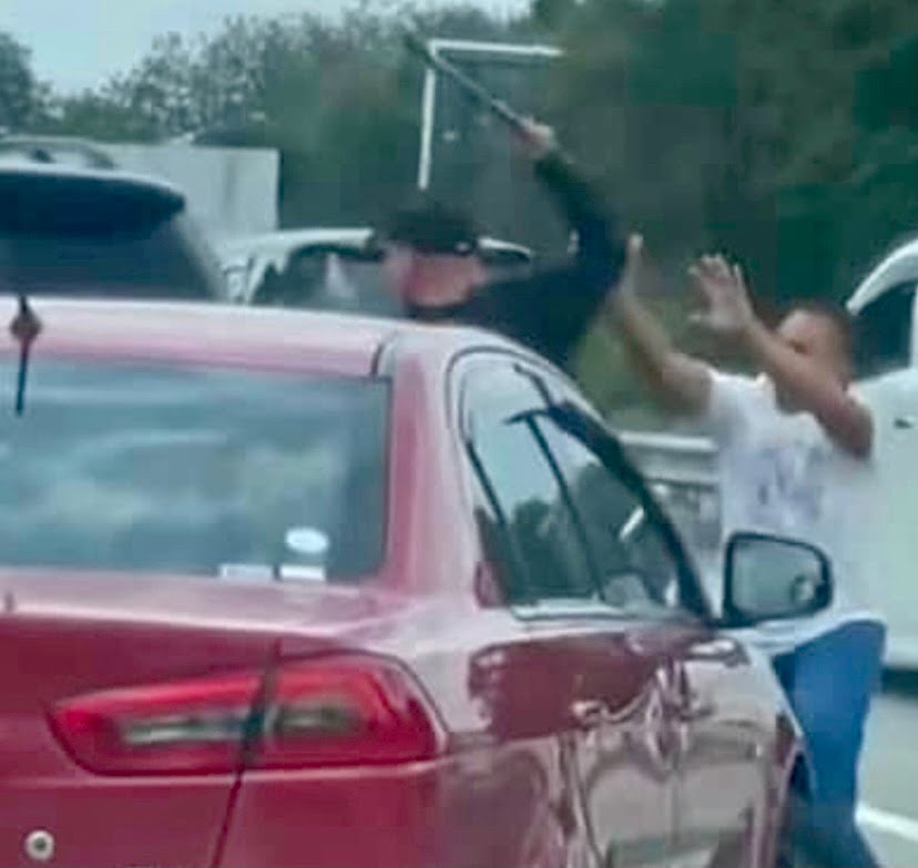 Lelaki warga asing pecah cermin kereta ditahan