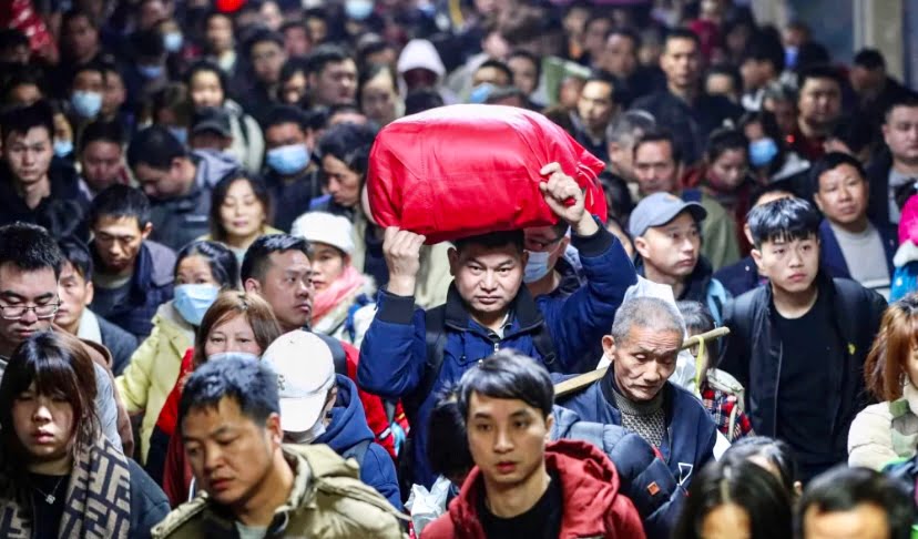 Sembilan bilion trip balik kampung di China