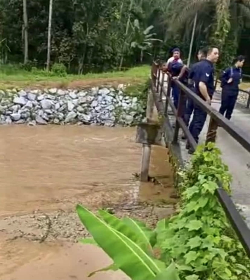Seorang maut, empat lagi masih hilang dalam kejadian kepala air
