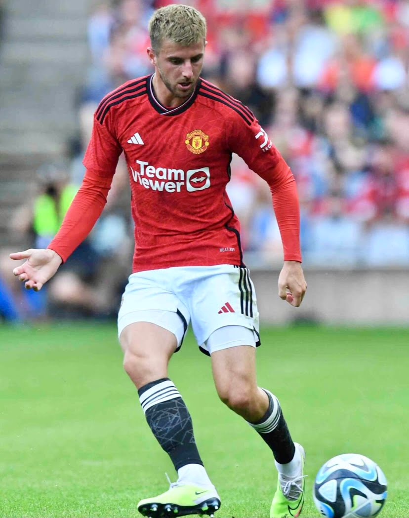 Mount kembali ke kem latihan United
