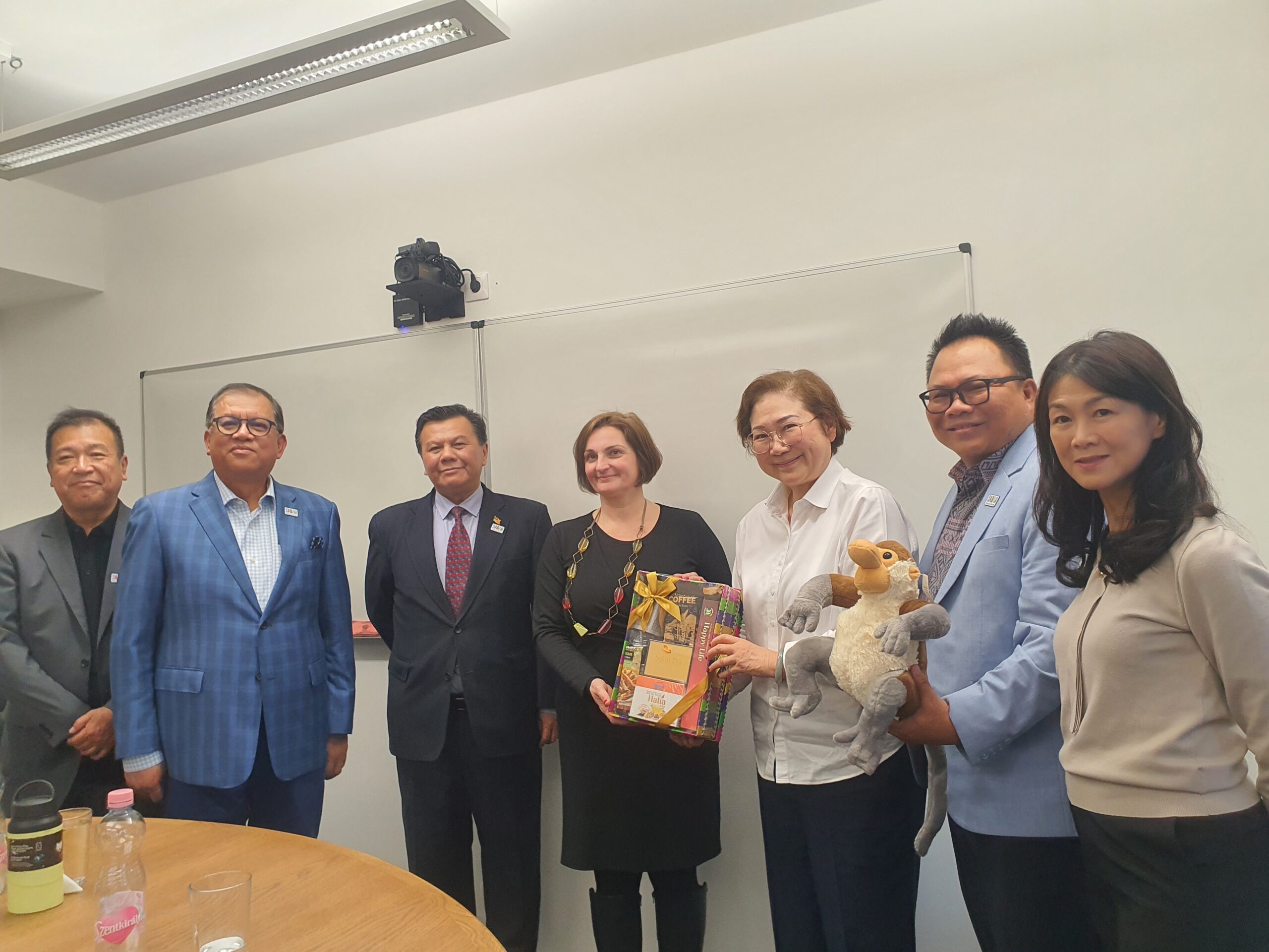 Exploring the possibilities of collaboration between HTA and STB
