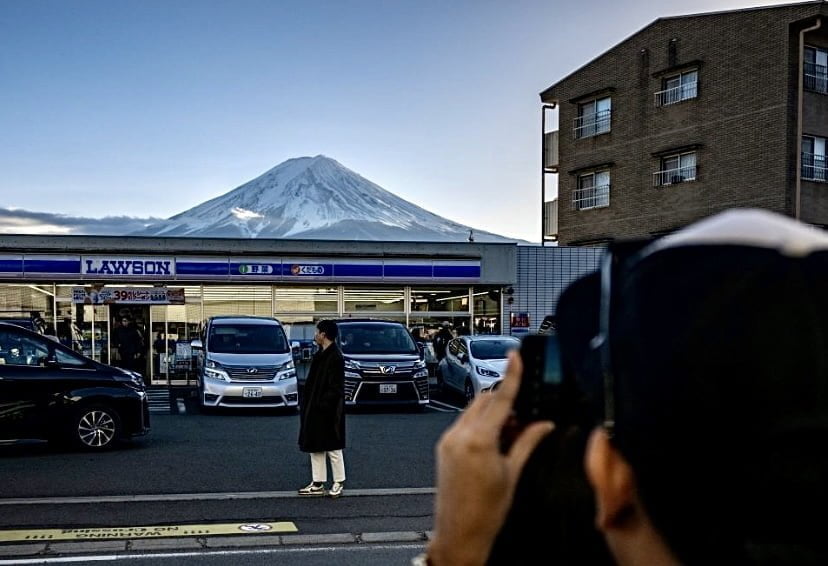 Pelancong tidak senonoh, penghadang hitam akan dipasang halang pemandangan Gunung Fuji