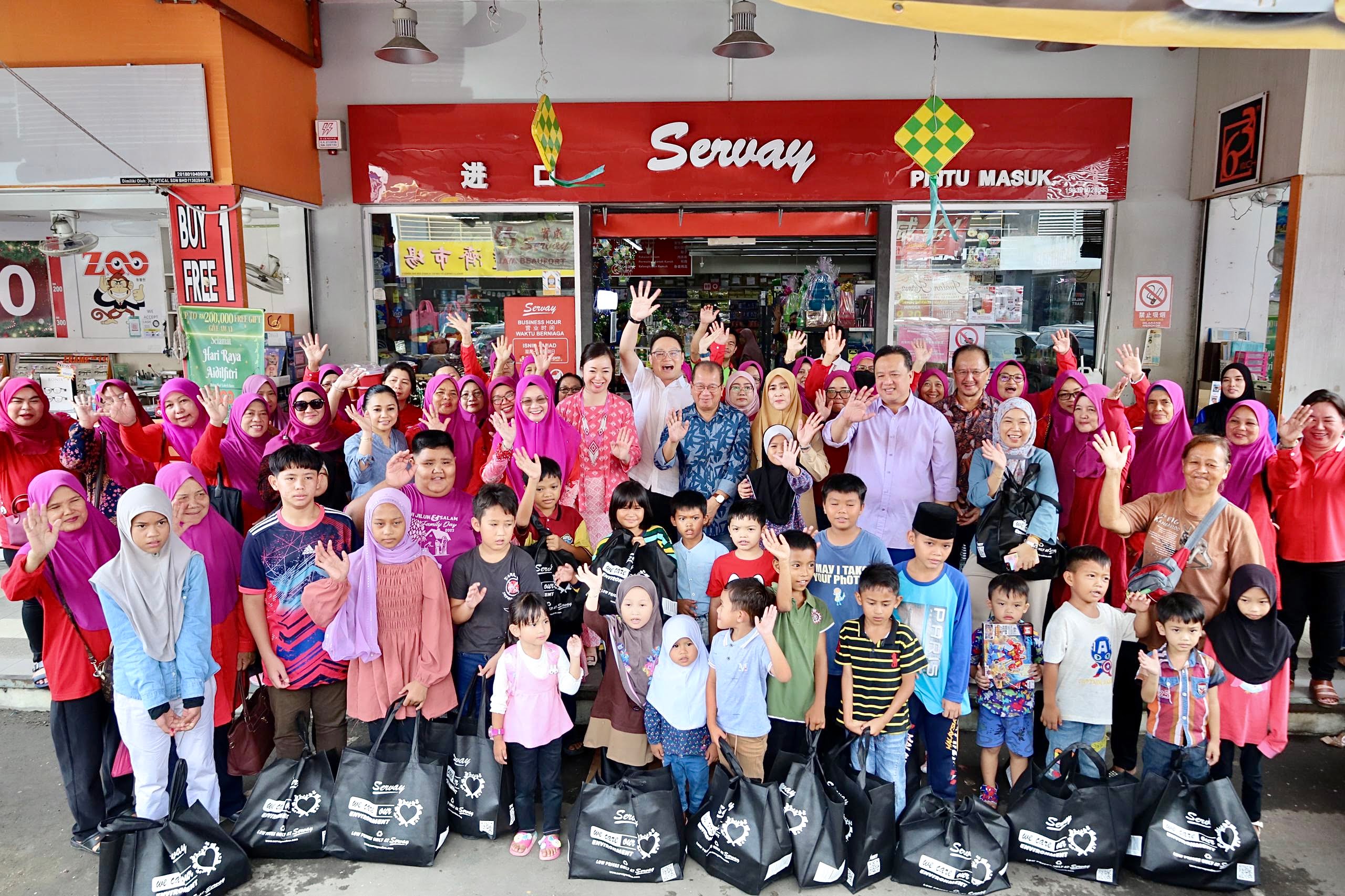 Program Amal ‘Shopping Raya” UPPM-KTC rai 50 kanak-kanak yatim, asnaf di Beaufort