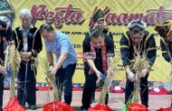 Robert rasmi Pesta Kaamatan Peringkat Mukim Apin-Apin, Bunga Raya dan Merampong