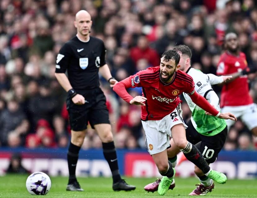 Liverpool, Manchester United berkongsi mata