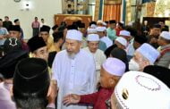 TYT, KM tunai solat sunat Aidilfitri di Masjid Negeri