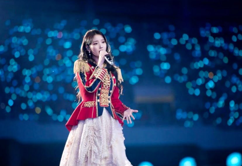 IU, artis solo Korea Selatan paling ‘berbisa’