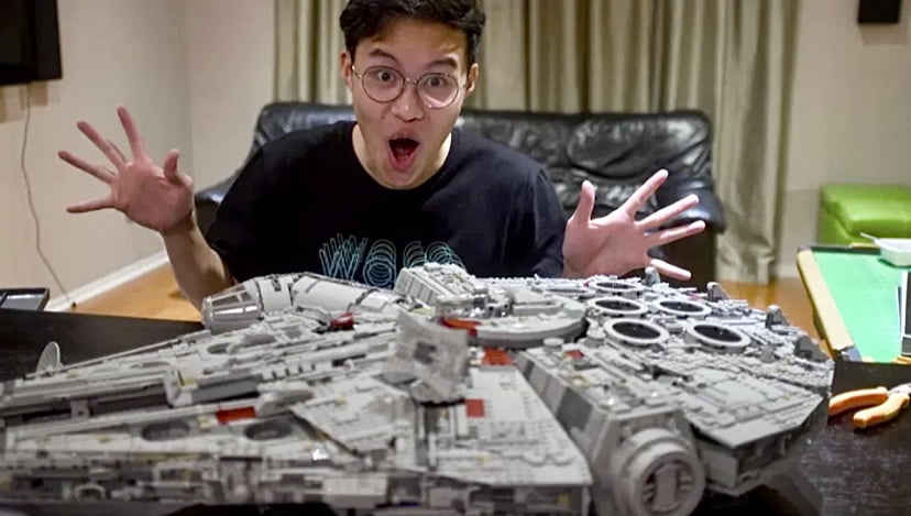 Cipta rekod dunia bina Star Wars terpantas dari Lego