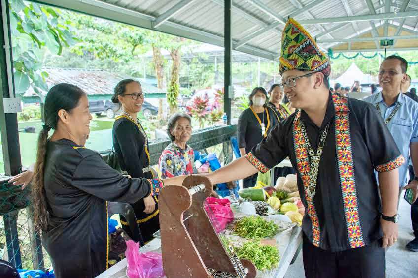Tamu Komuniti Kg. Melangkap Tiong dinaik taraf ke Tamu Desa