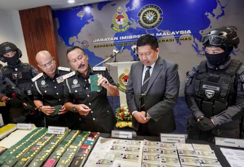 Sindiket ‘Ofu Bhai’ tumpas, ubah suai maklumat pasport