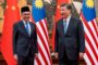 Dolla tetap mara walau cuma bertiga