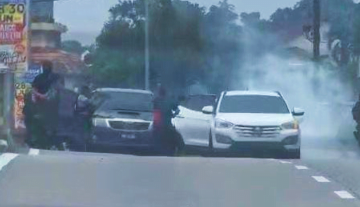 Dua penjenayah mati ditembak polis