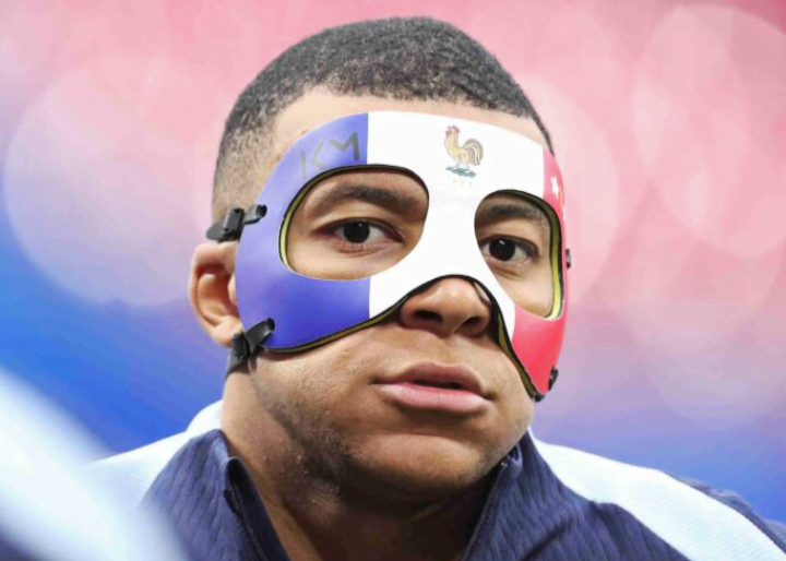 UEFA larang topeng muka khas Mbappe
