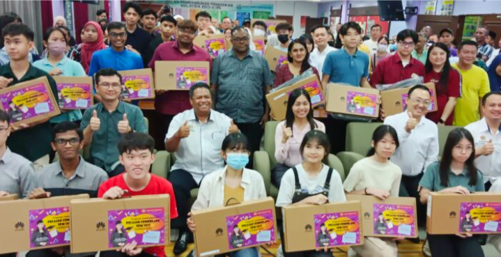 Kontraktor gagal siapkan Jendela Fasa 1 di Sabah, Sarawak