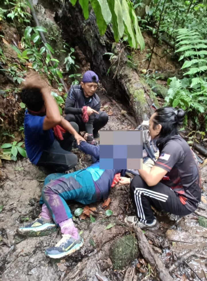 Pendaki wanita cedera jatuh gaung