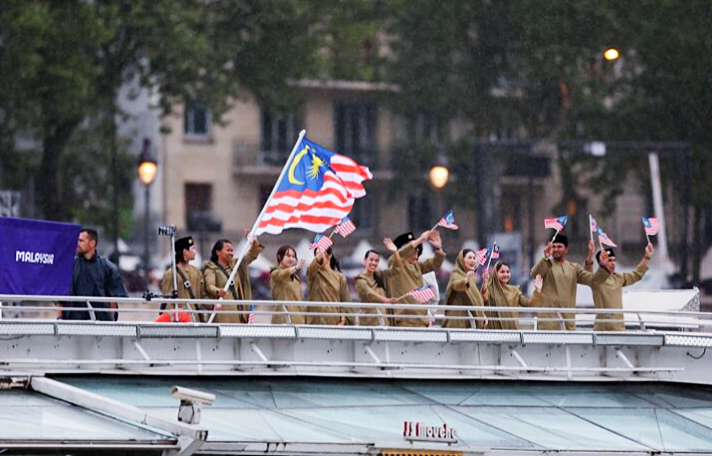 Kontinjen Malaysia ‘memukau’ pada pembukaan Olimpik Paris