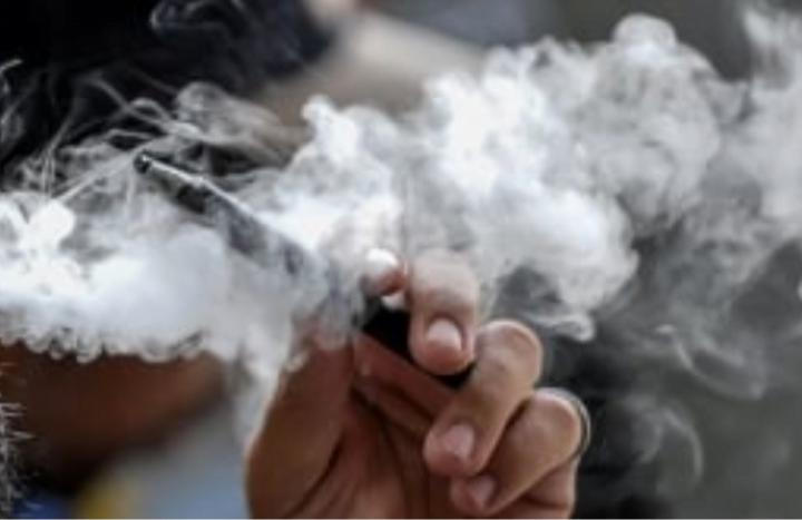 Pelajar hisap rokok elektronik berlebihan tidak sedarkan diri, sawan