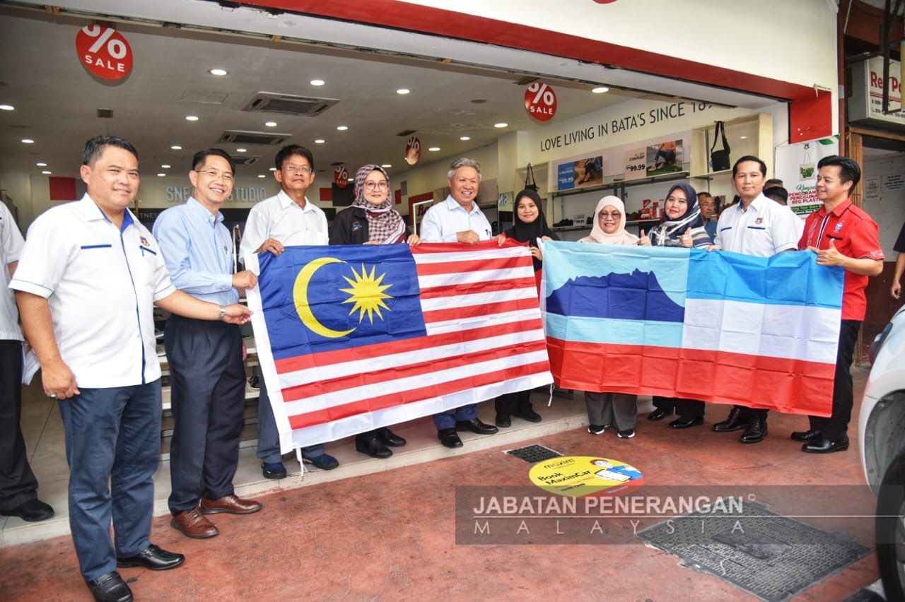 DBKK guna pendekatan mesra ajak peniaga kibar Jalur Gemilang