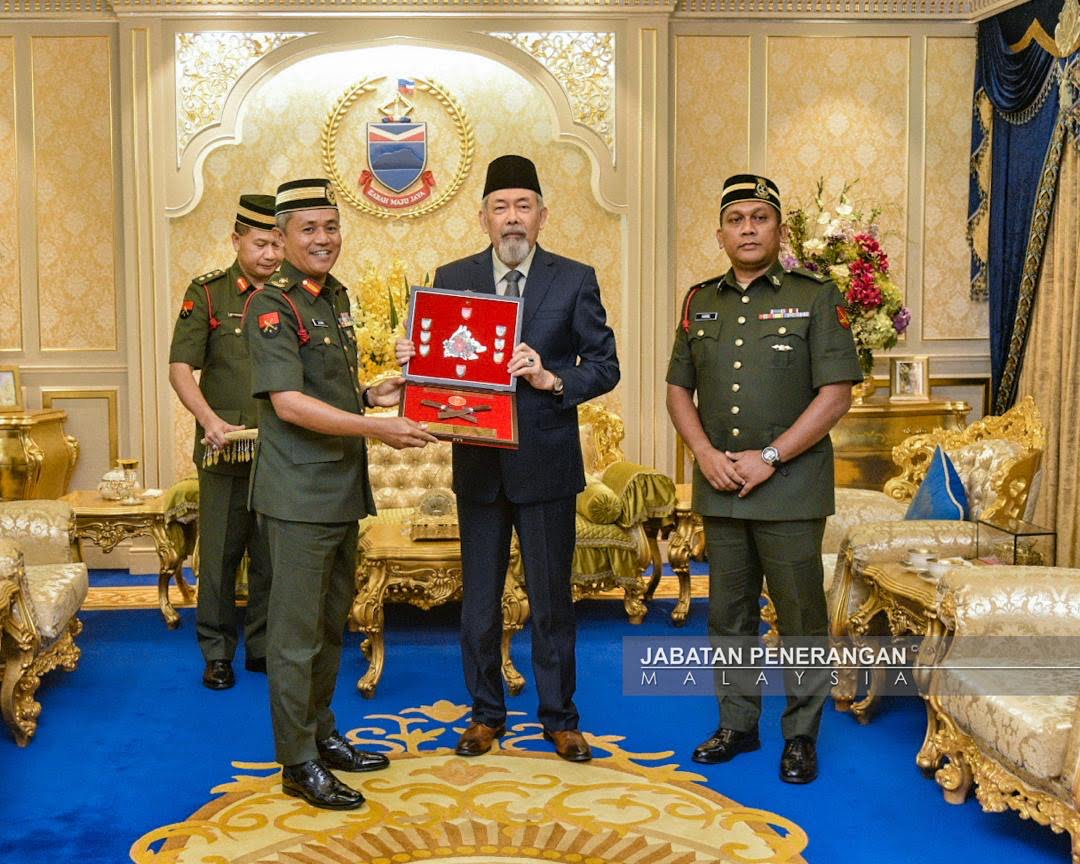 Panglima 5 Briged kunjungi Tun Juhar